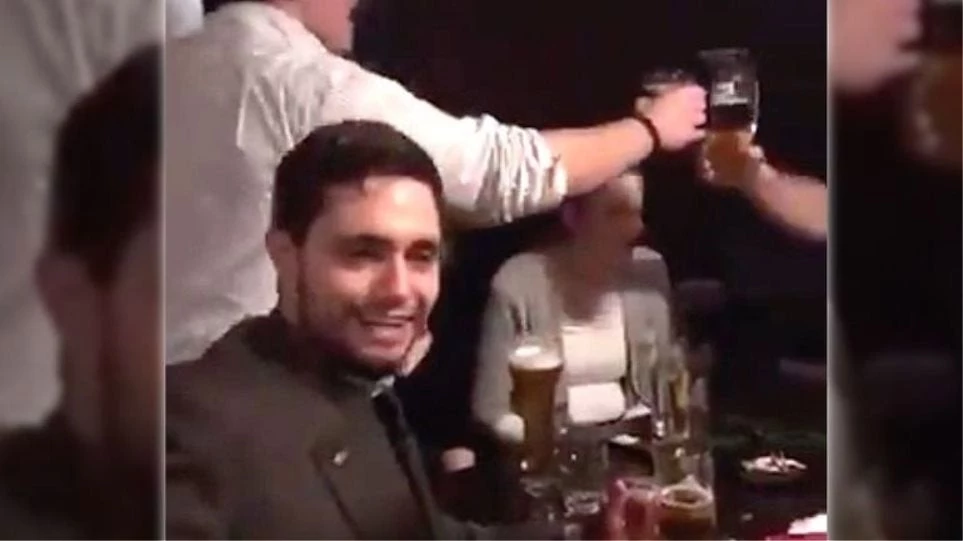 Μέλη του κόμματος της Μέρκελ «τιμούν» την επέτειο της Νύχτας των Κρυστάλλων με… ναζιστικό εμβατήριο! (βίντεο)